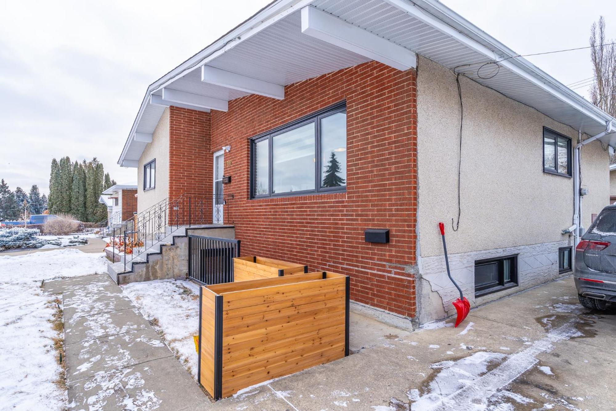 Central Edmonton Family Friendly Home מראה חיצוני תמונה